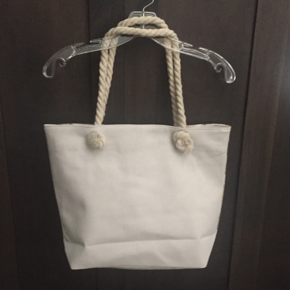 1 Left! Pineapple Sparkle Tote Bag! - Picture 4 of 6